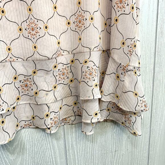 LOFT Cream Print Sleeveless Top Medium - Picture 2 of 5